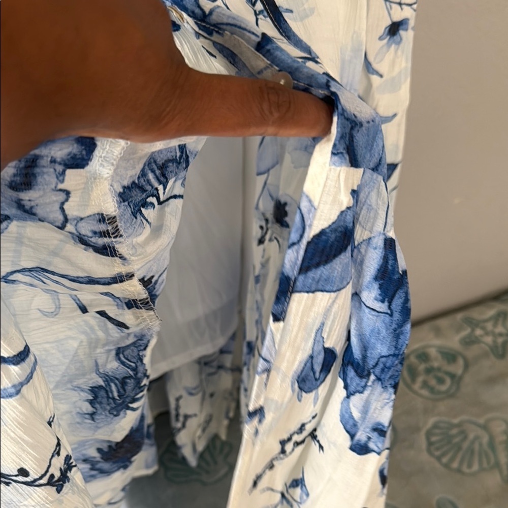 H&M oversized viscose blend crinkled gauzy Blue Floral Maxi Dress watercolor - Picture 8 of 12